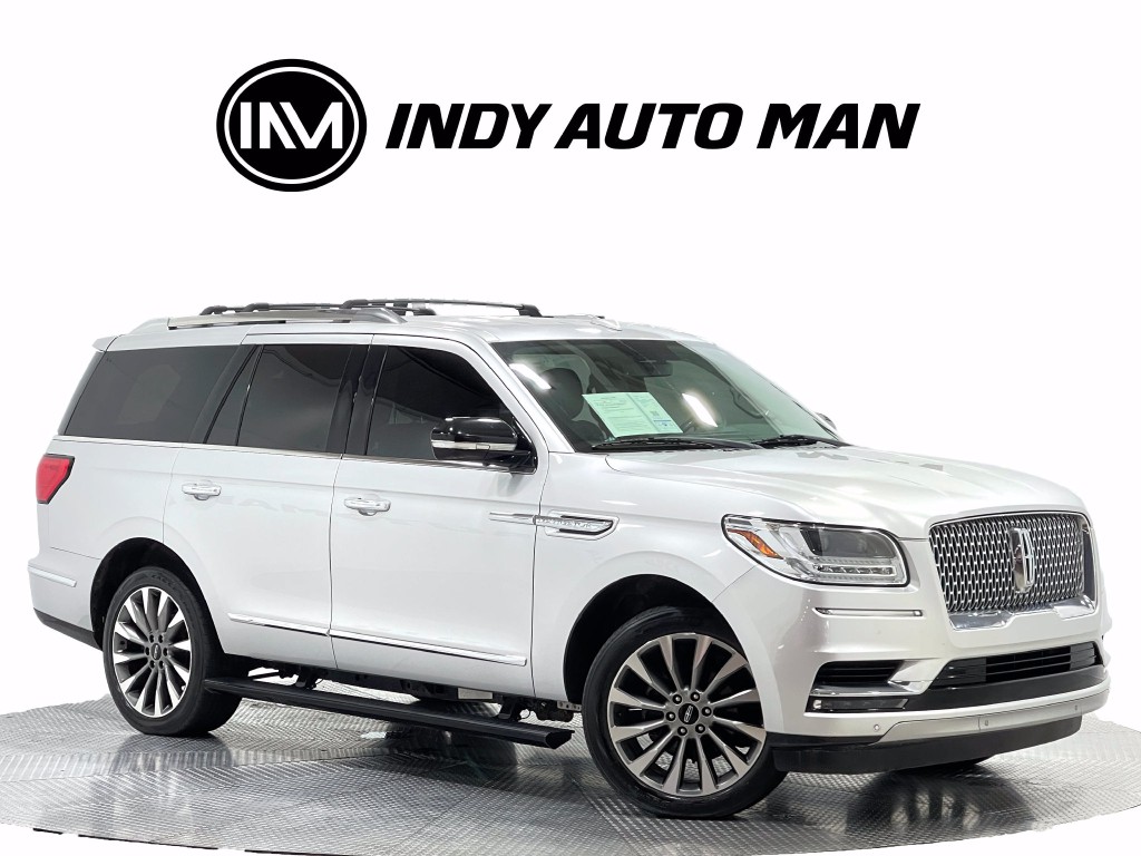 2019 Lincoln Navigator Image 2