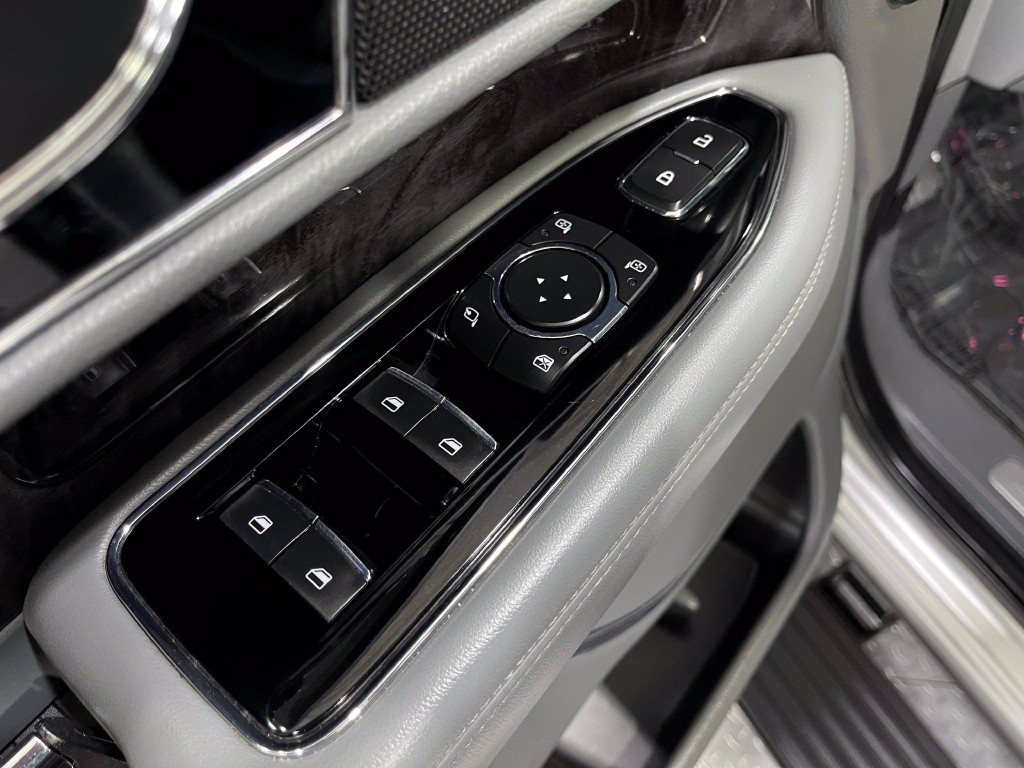 2019 Lincoln Navigator Image 15