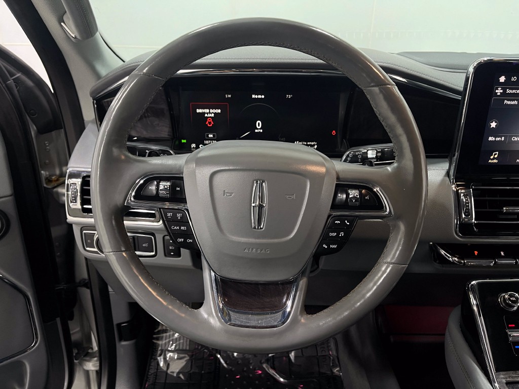 2019 Lincoln Navigator Image 21