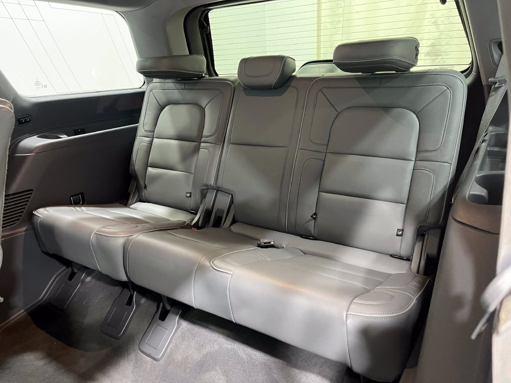 2019 Lincoln Navigator Image 30