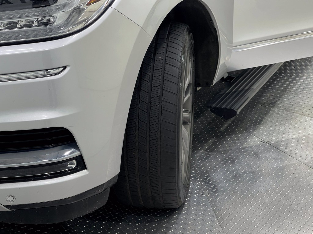 2019 Lincoln Navigator Image 37