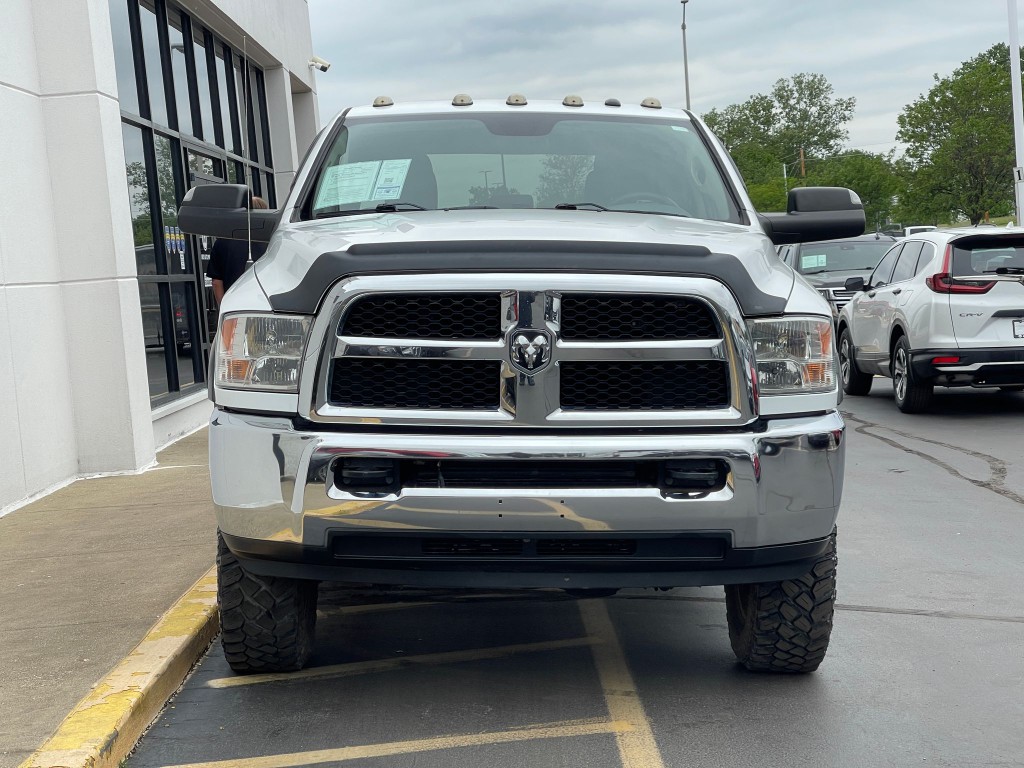 2018 RAM 2500 Image 3