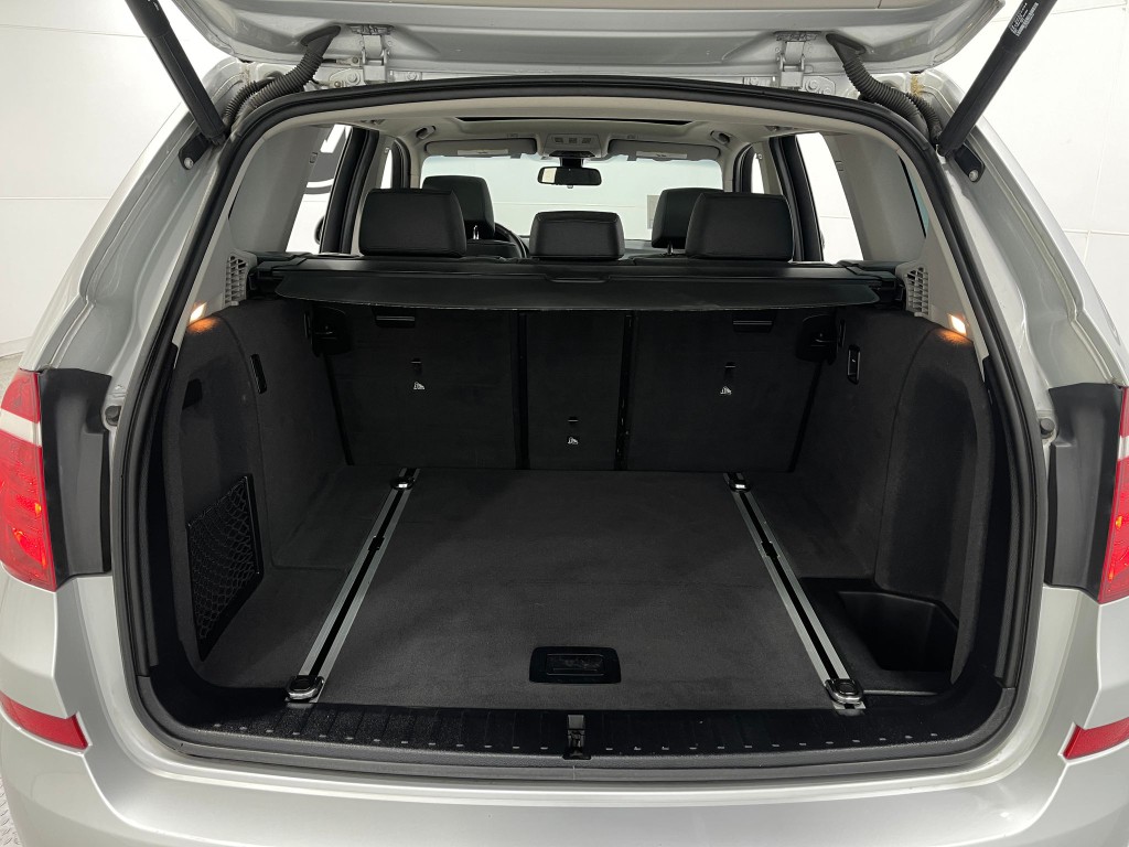 2017 BMW X3 Image 26