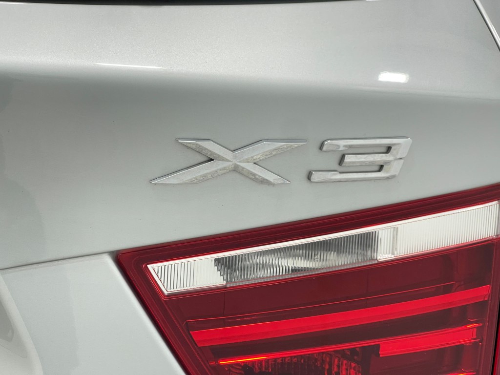 2017 BMW X3 Image 39