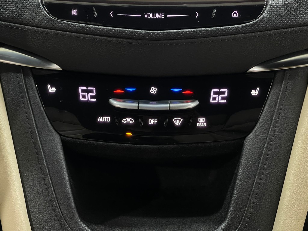 2017 Cadillac XT5 Image 25