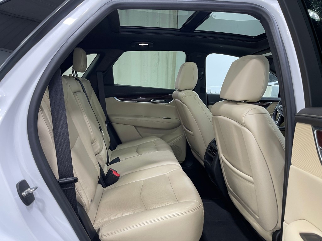 2017 Cadillac XT5 Image 31