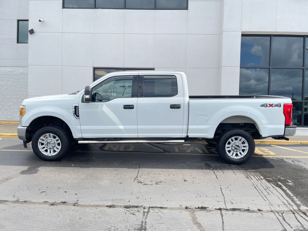 2017 Ford F-250 Image 6