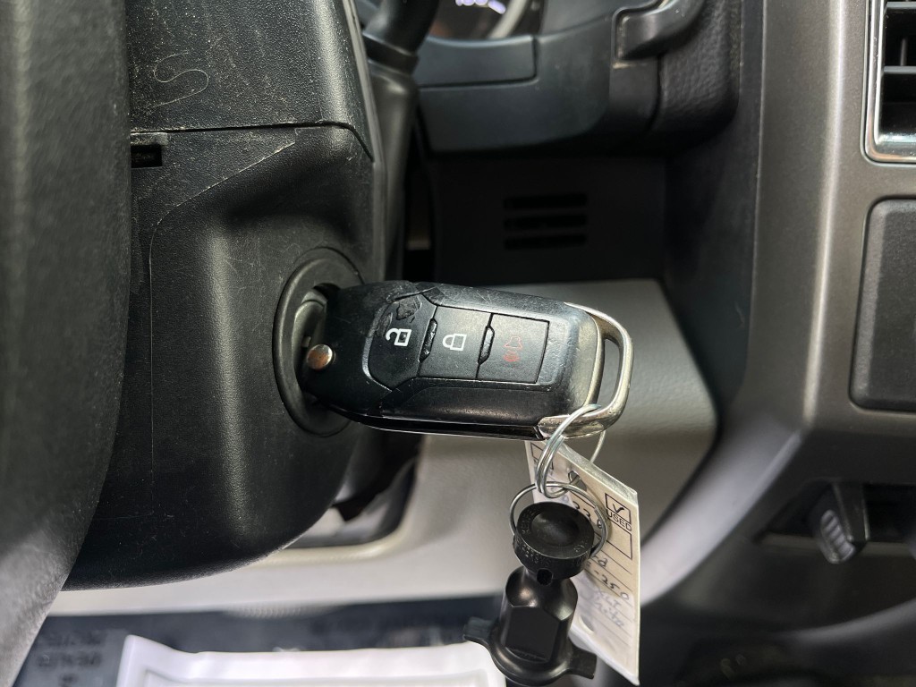 2017 Ford F-250 Image 17
