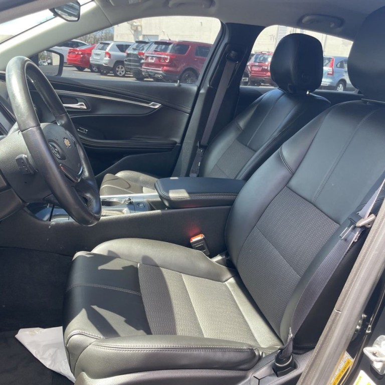 2017 Chevrolet Impala Image 5
