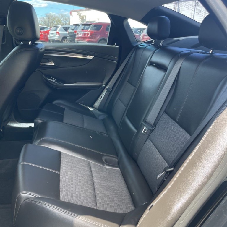 2017 Chevrolet Impala Image 10