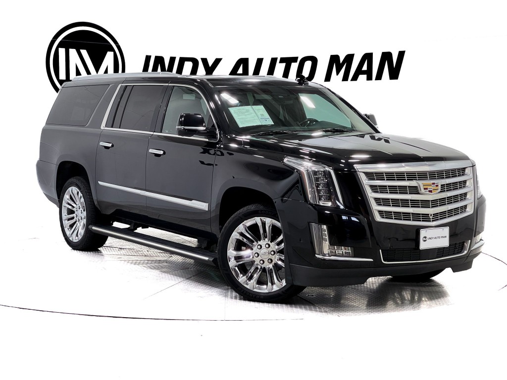 2017 Cadillac Escalade Image 2