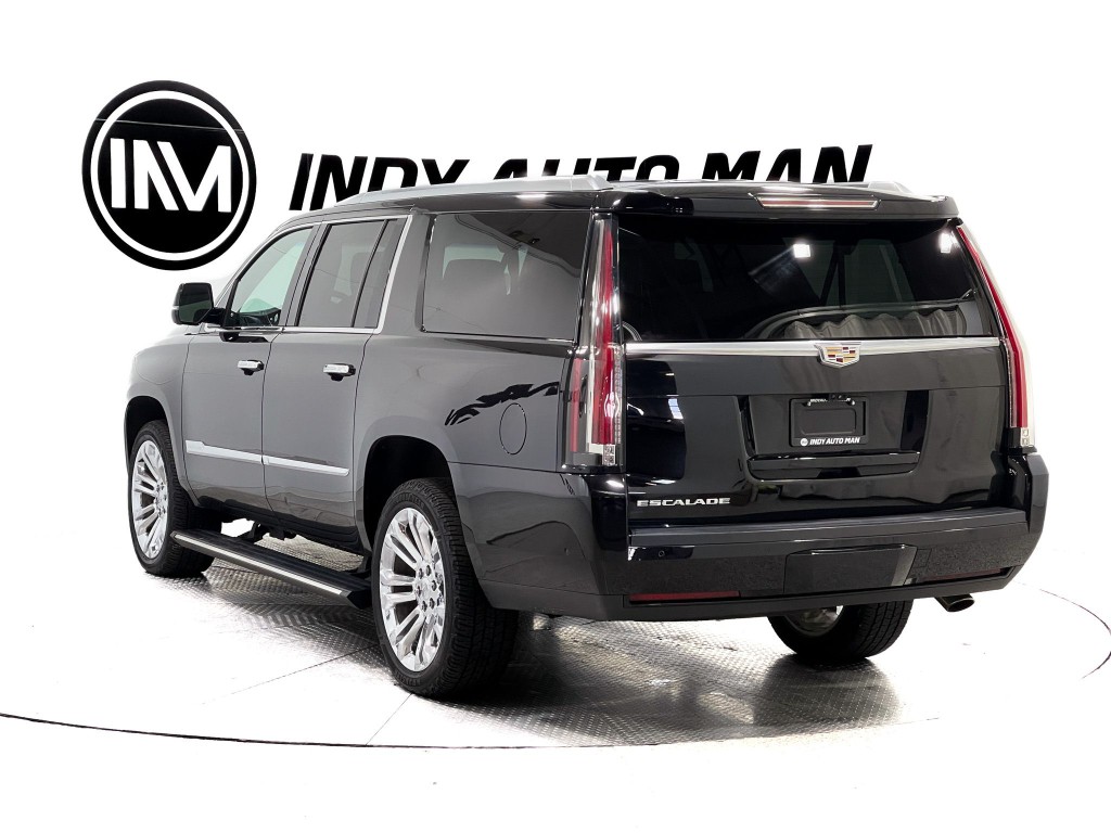 2017 Cadillac Escalade Image 6