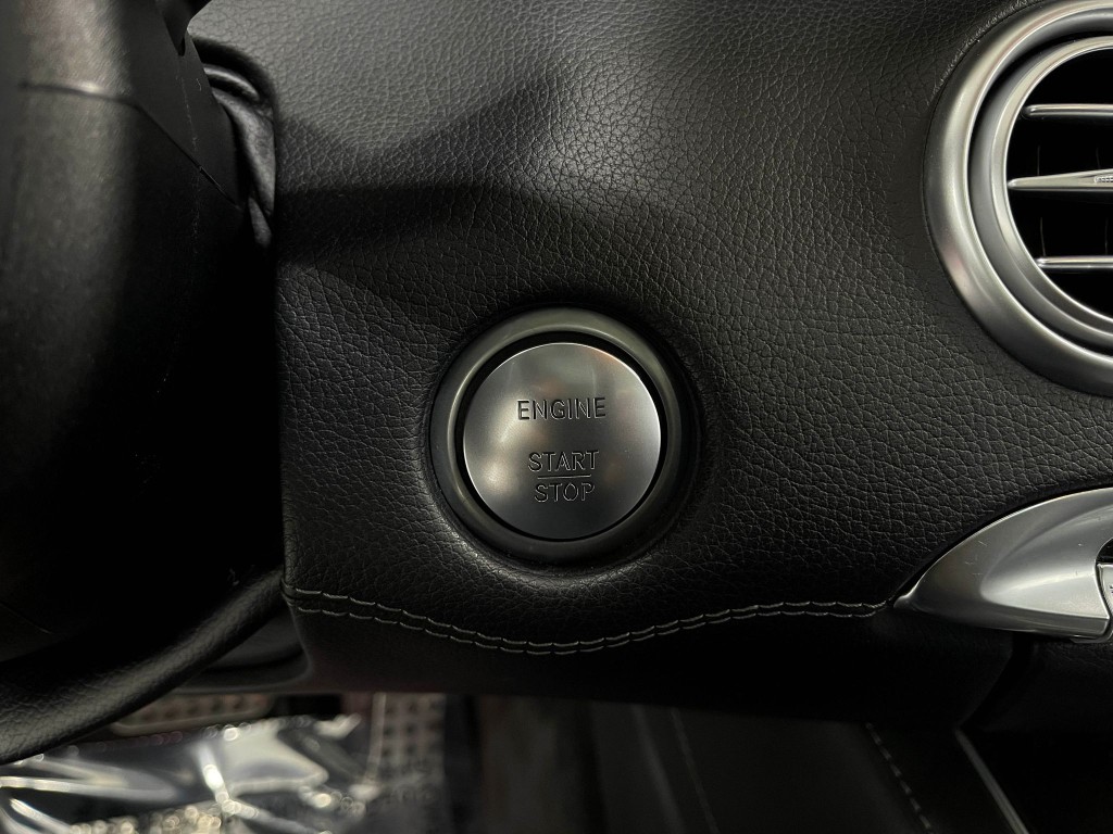 2017 Mercedes-Benz S-Class Image 21