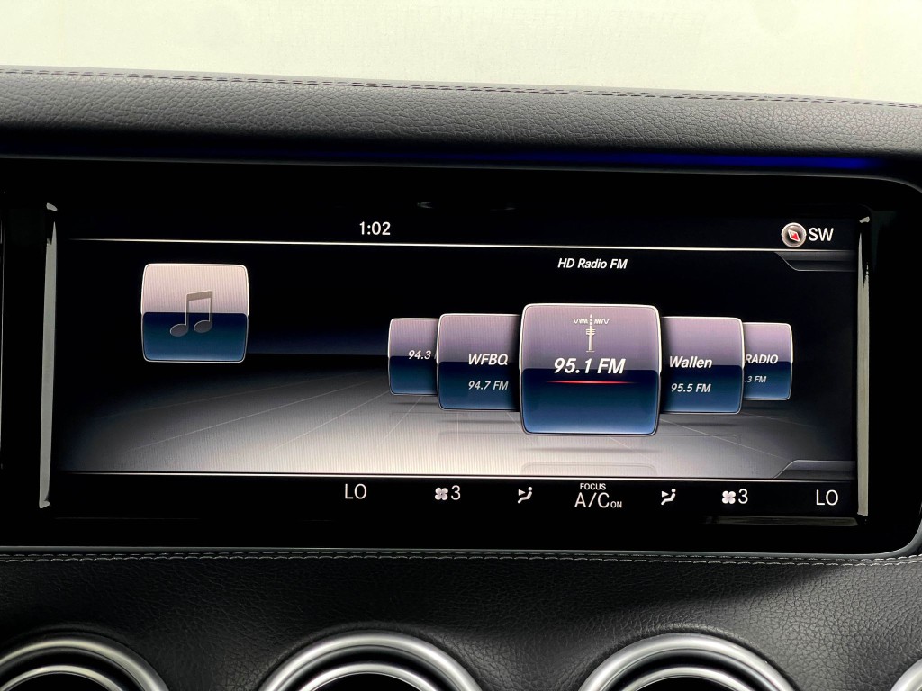 2017 Mercedes-Benz S-Class Image 24