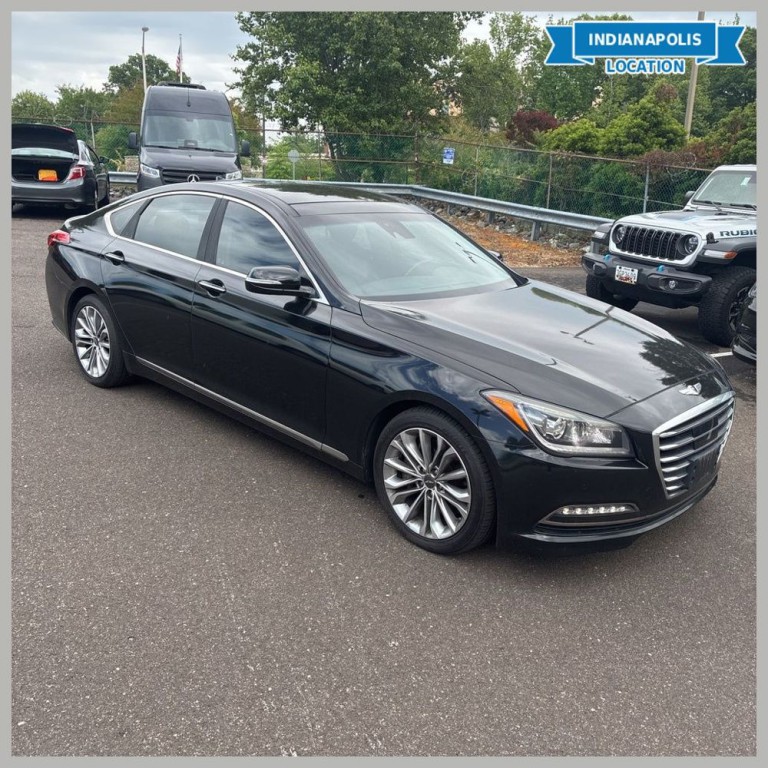 2016 Hyundai Genesis Image 1