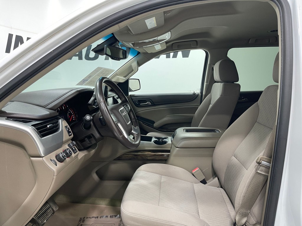 2016 GMC Yukon Image 11