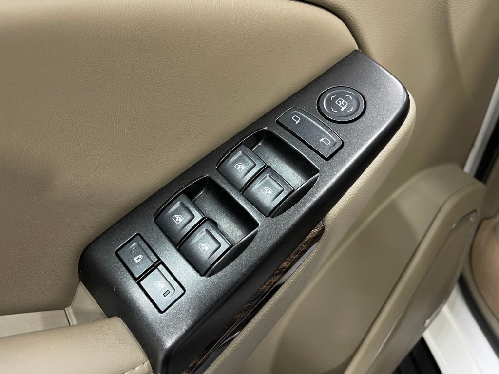 2016 GMC Yukon Image 14