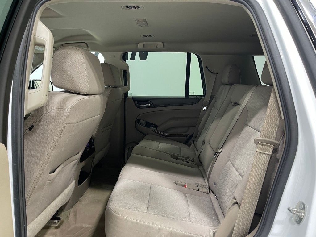 2016 GMC Yukon Image 28