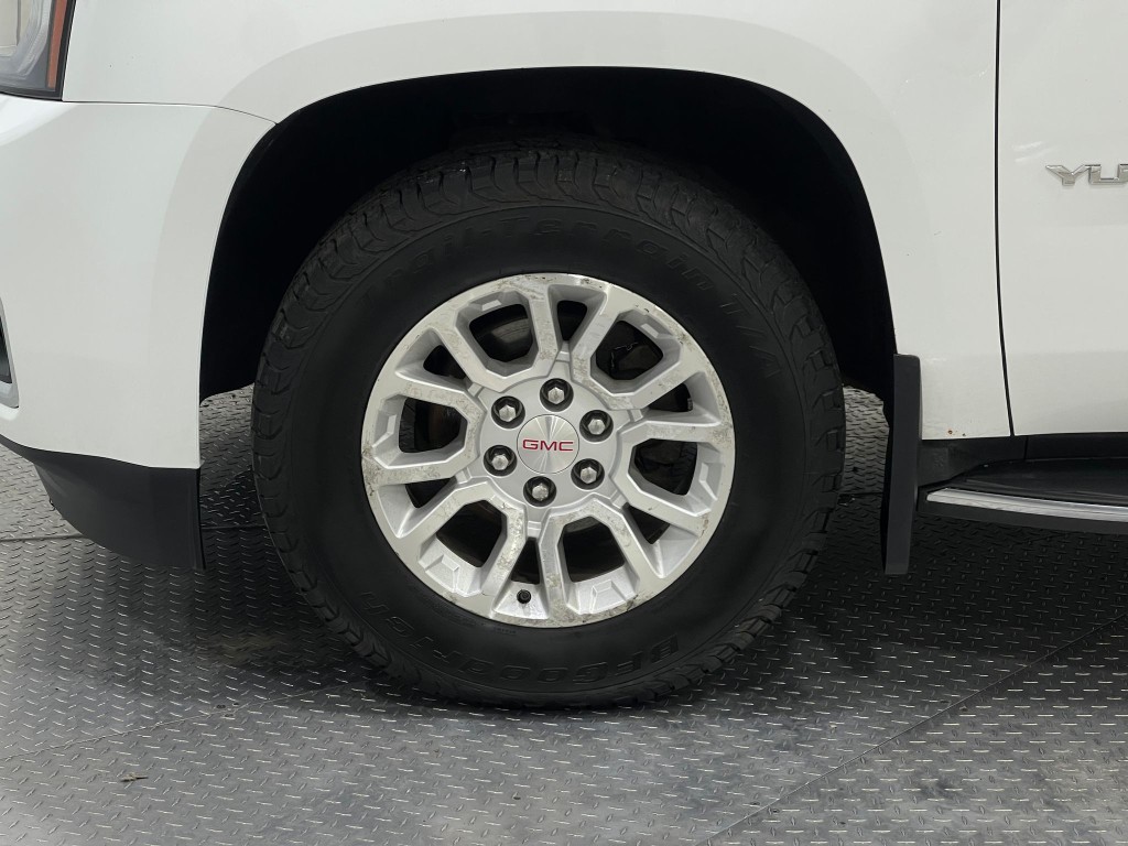 2016 GMC Yukon Image 35