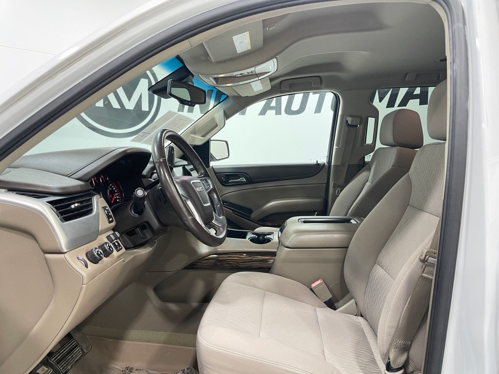 2016 GMC Yukon Image 11
