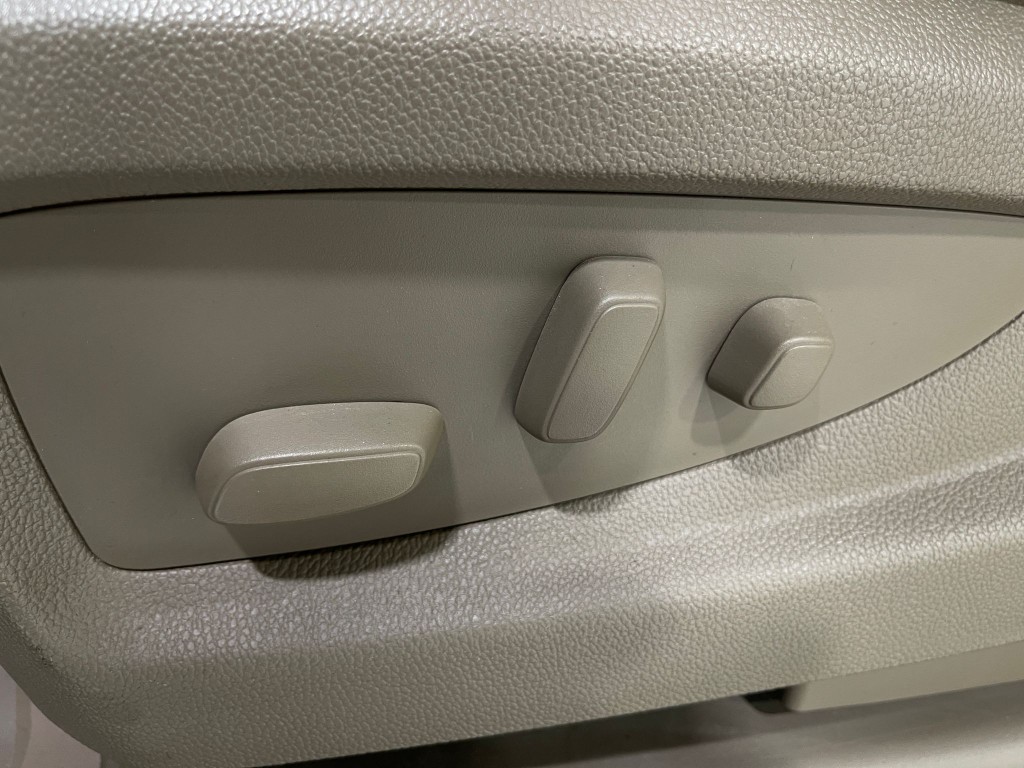 2016 GMC Yukon Image 15
