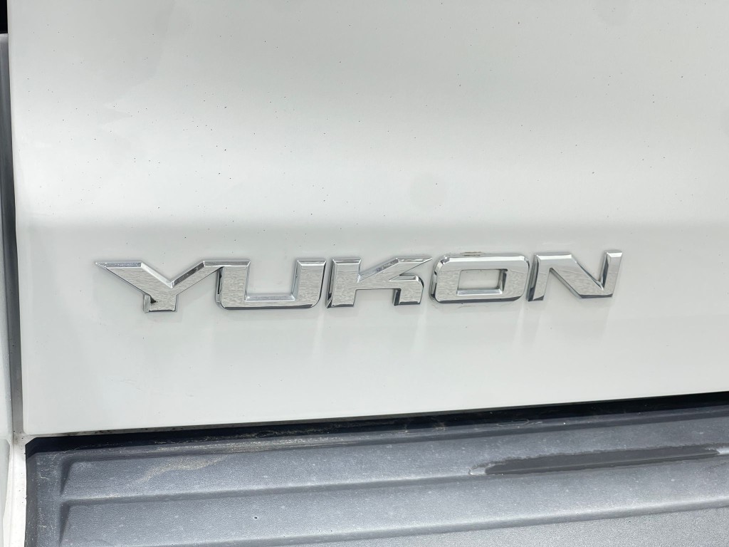 2016 GMC Yukon Image 38