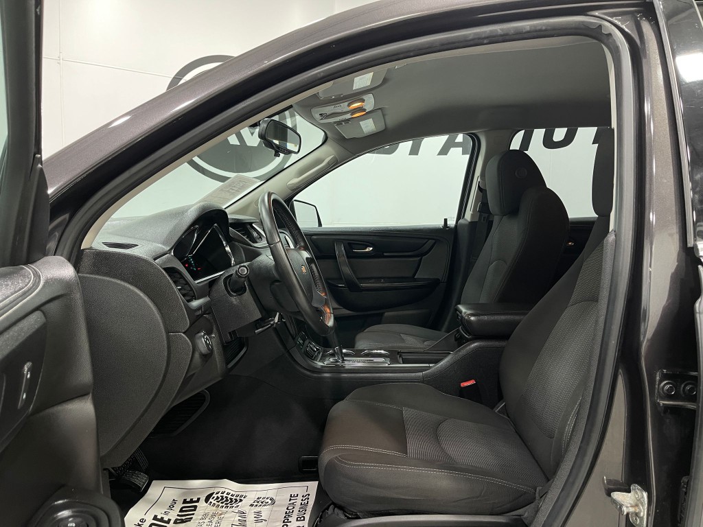 2016 Chevrolet Traverse Image 11