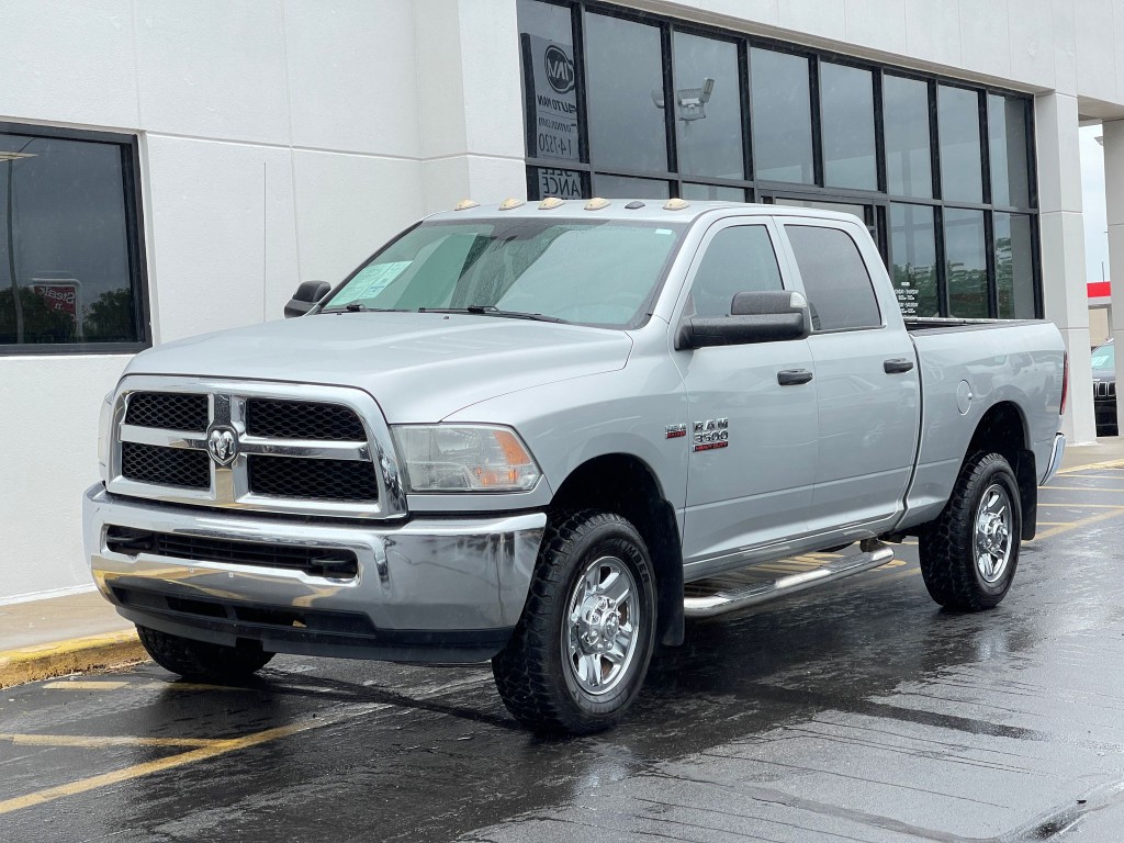 2016 RAM 3500 Image 7