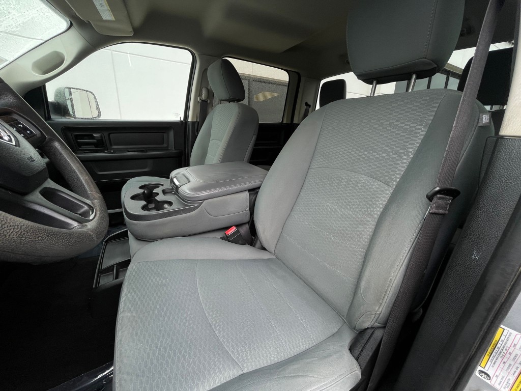 2016 RAM 3500 Image 10