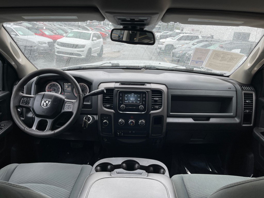 2016 RAM 3500 Image 15