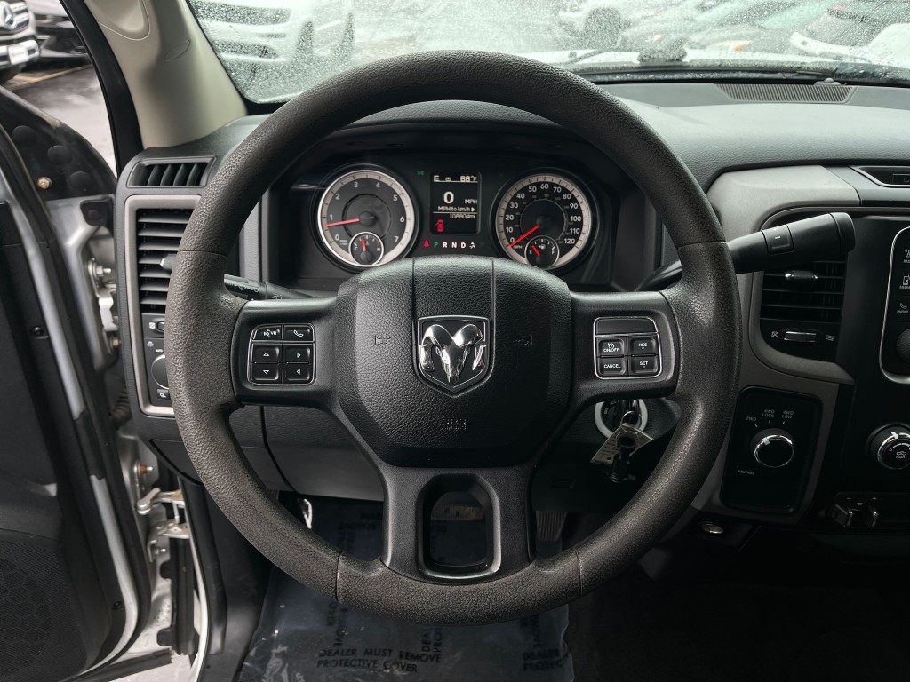2016 RAM 3500 Image 18