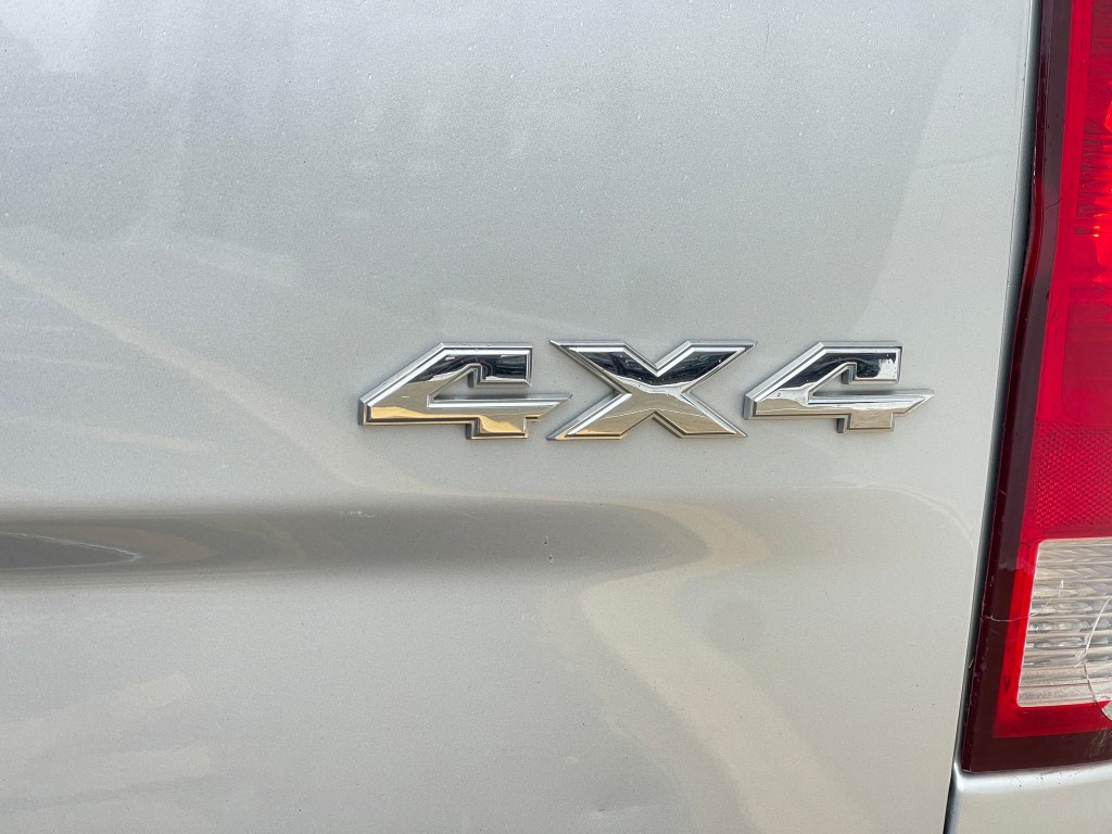 2016 RAM 3500 Image 31