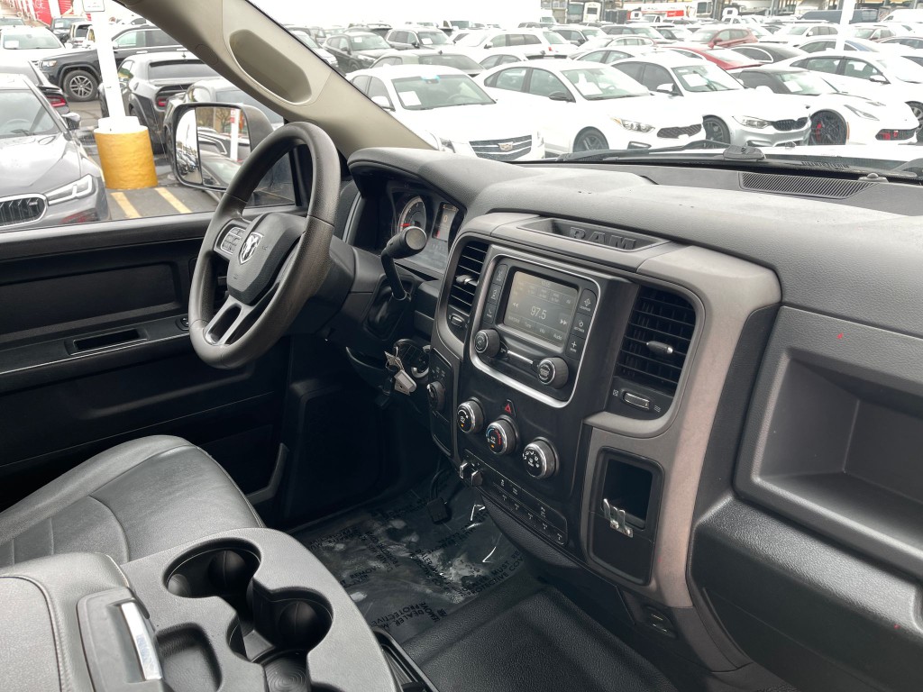 2016 RAM 2500 Image 17