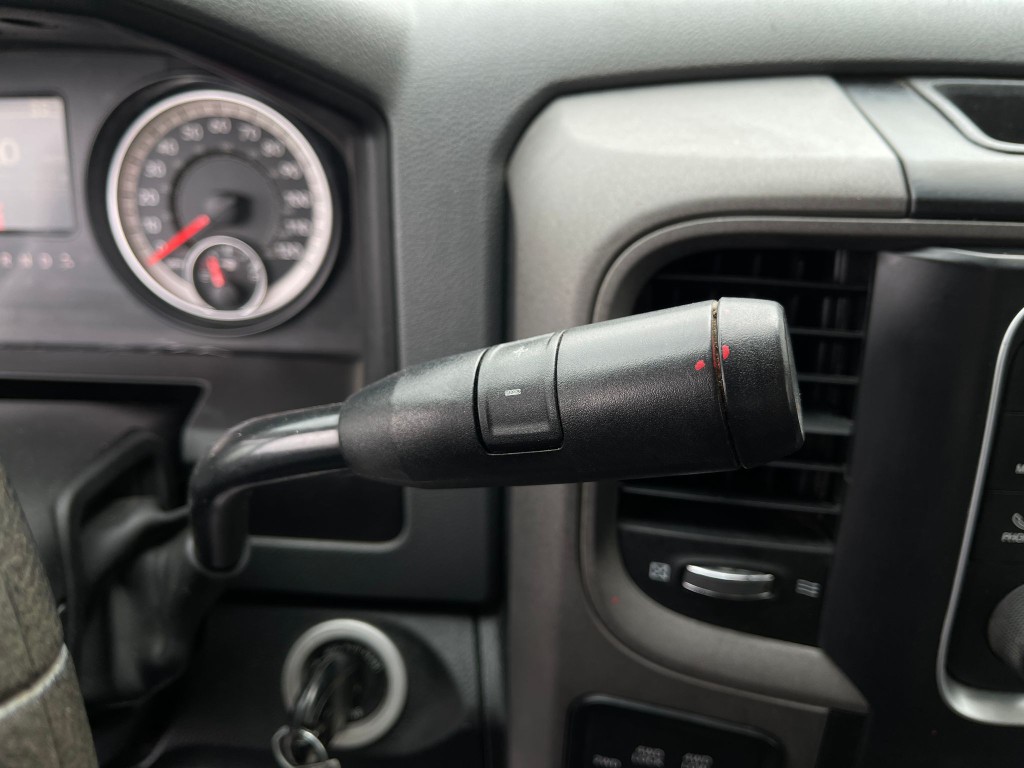 2016 RAM 2500 Image 26