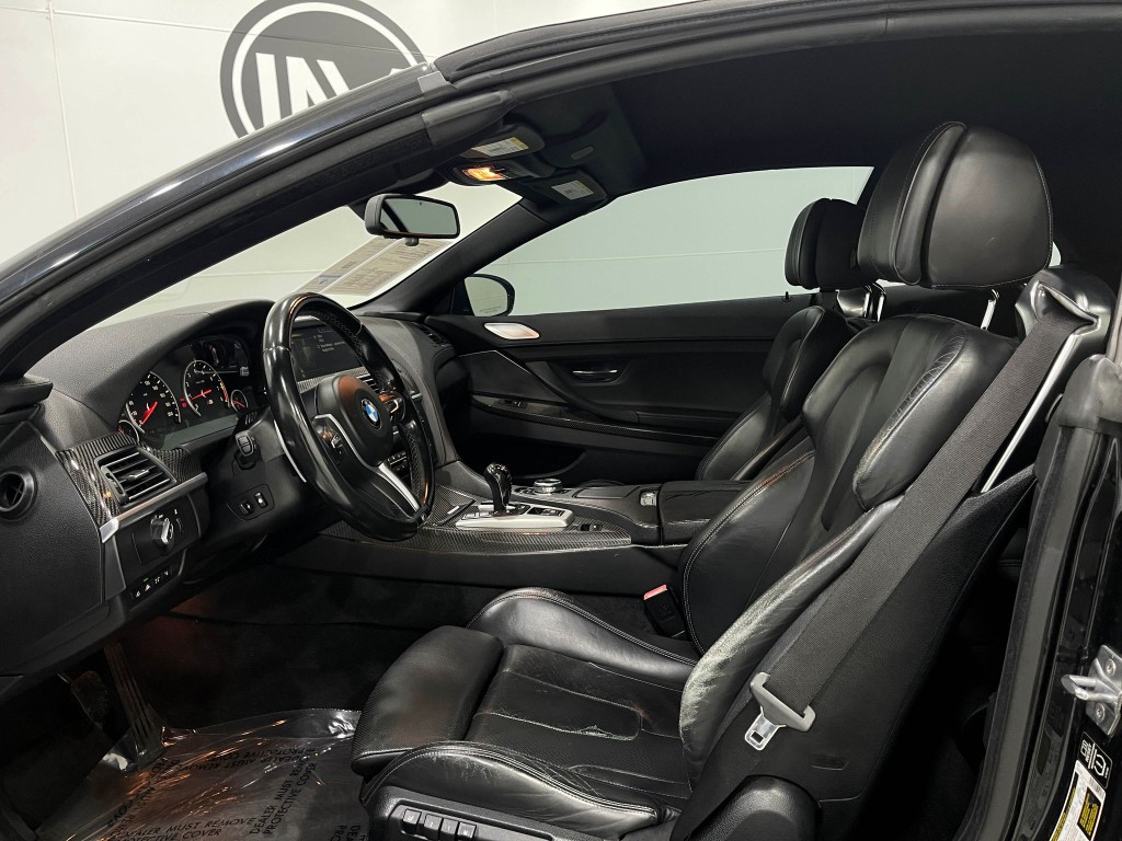 2015 BMW M6 Image 12
