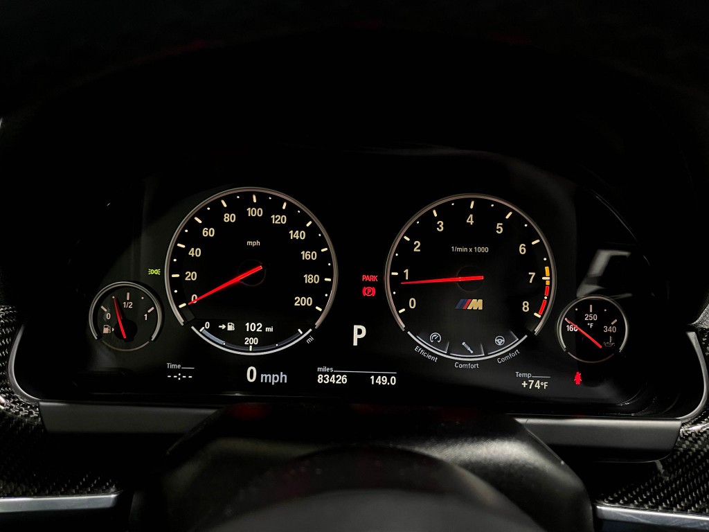 2015 BMW M6 Image 22
