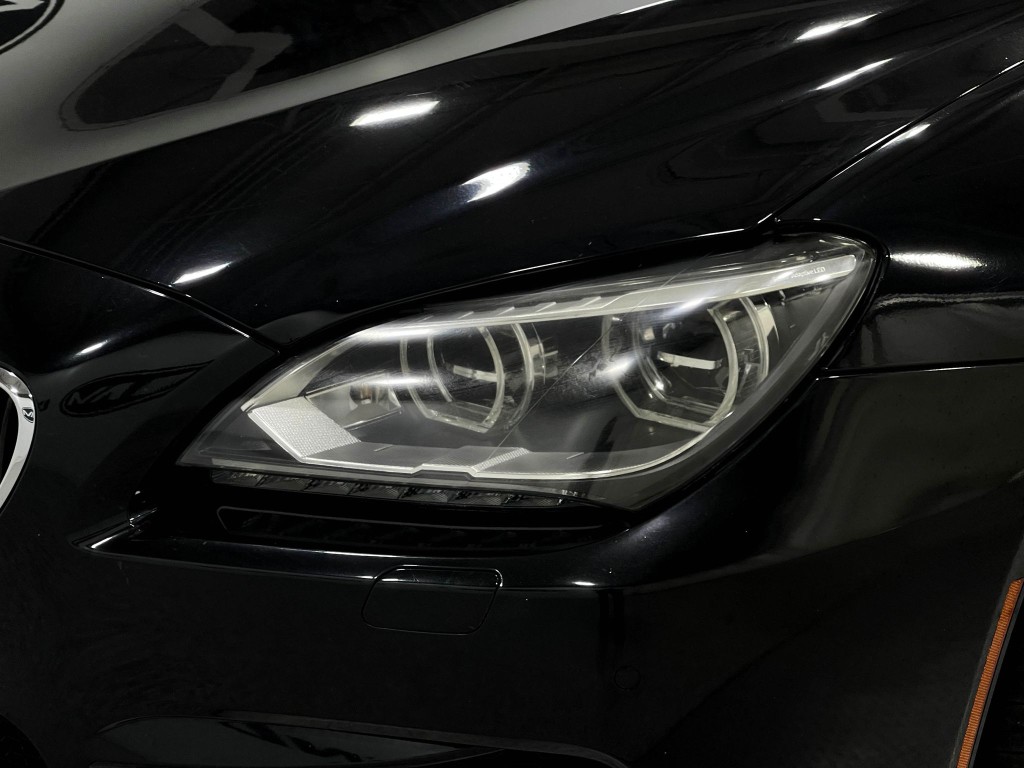 2015 BMW M6 Image 32