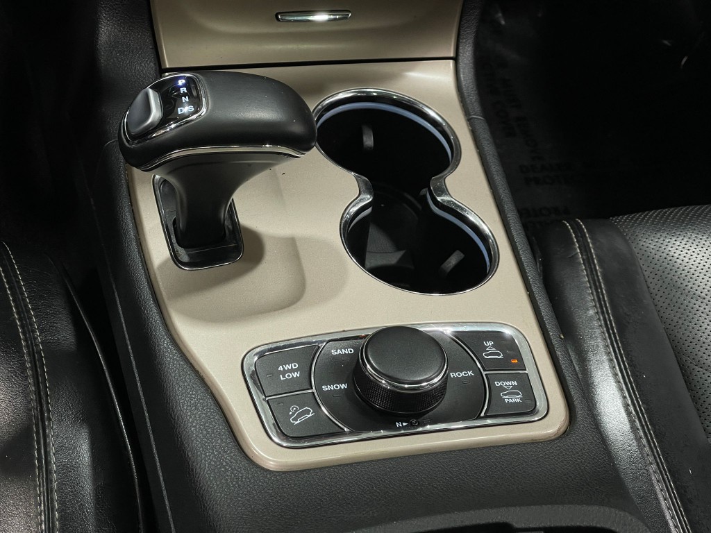 2015 Jeep Grand Cherokee Image 29