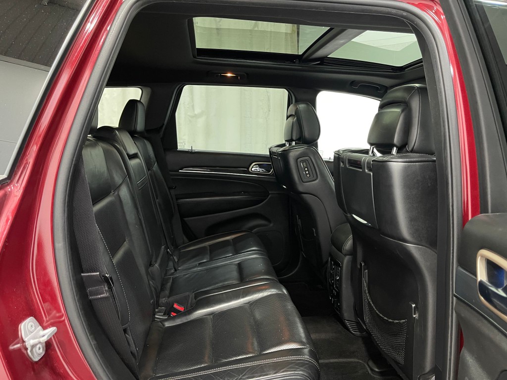 2015 Jeep Grand Cherokee Image 31