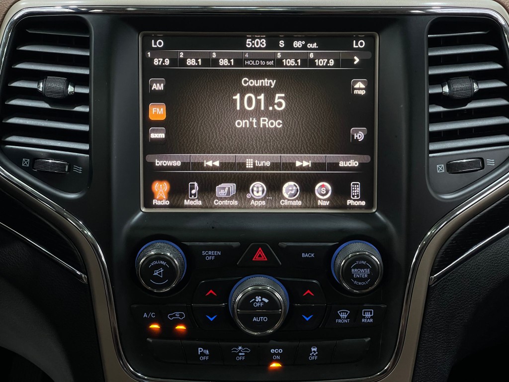 2015 Jeep Grand Cherokee Image 24