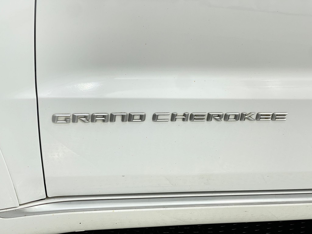 2015 Jeep Grand Cherokee Image 38