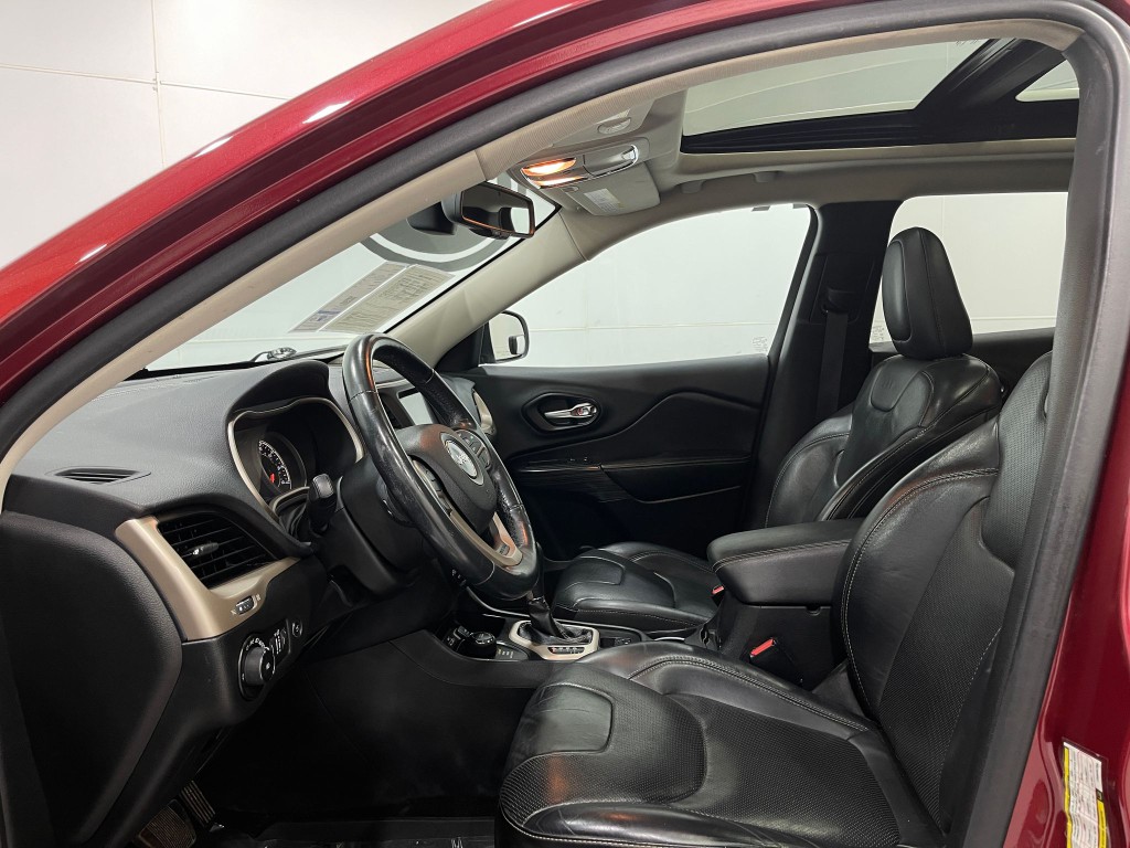 2015 Jeep Cherokee Image 13