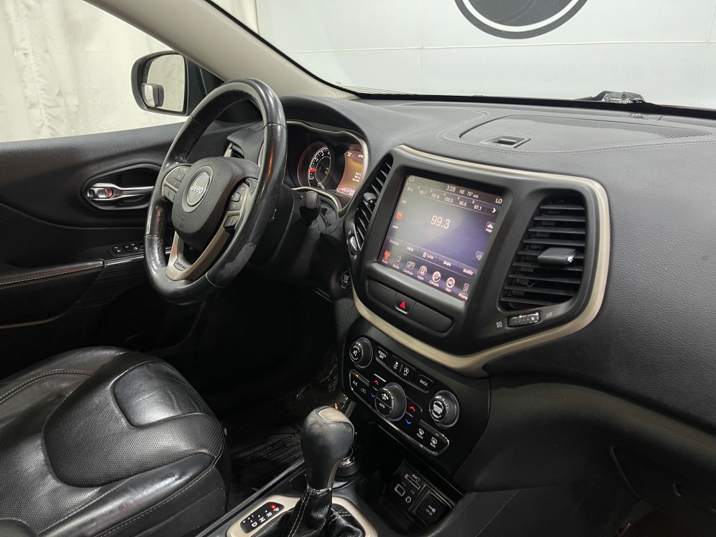 2015 Jeep Cherokee Image 20
