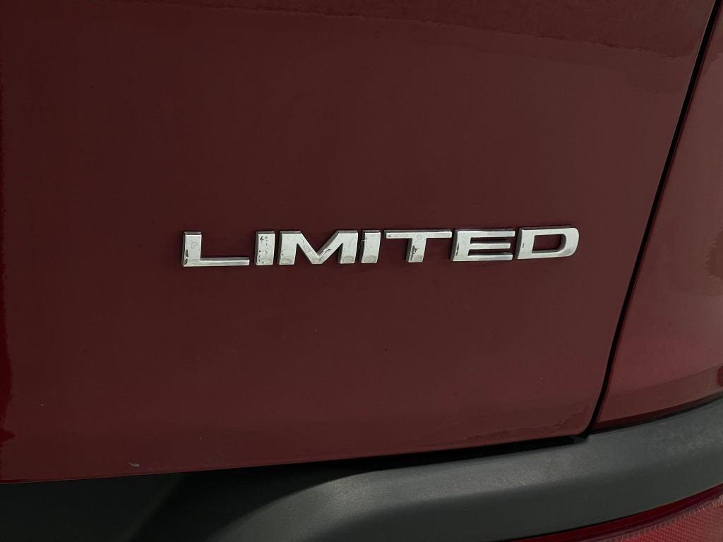 2015 Jeep Cherokee Image 41