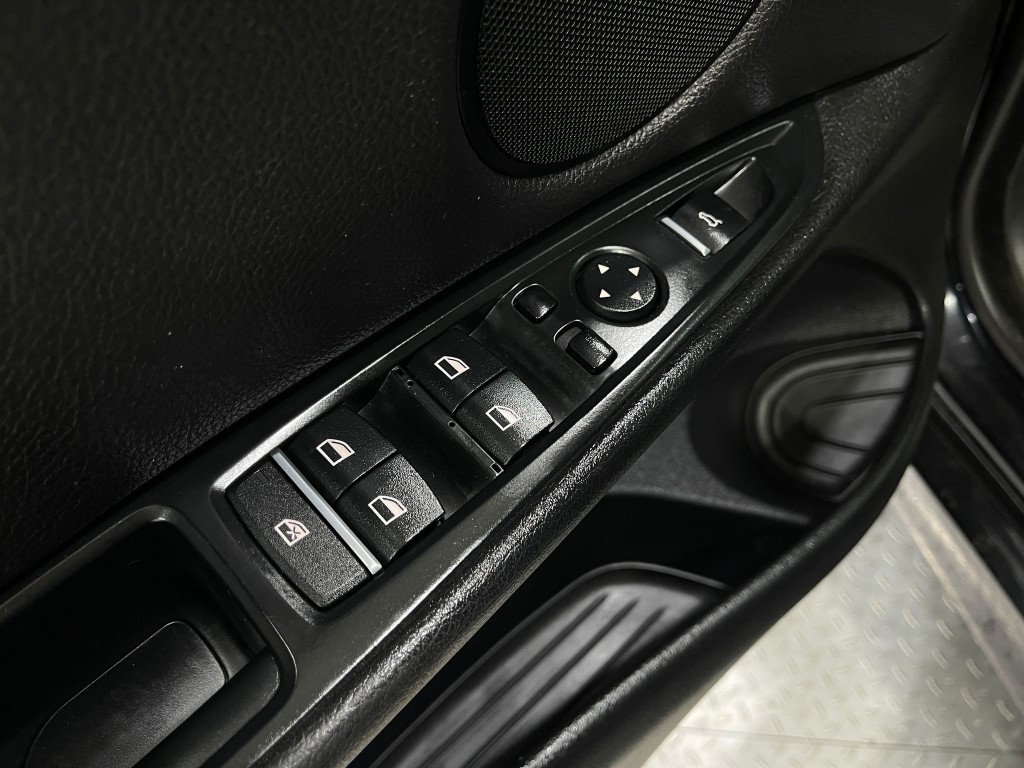 2015 BMW X5 Image 16