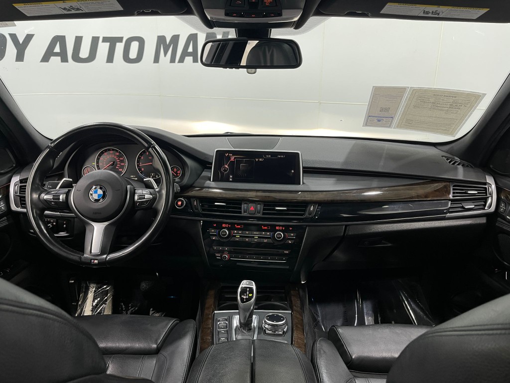 2015 BMW X5 Image 19