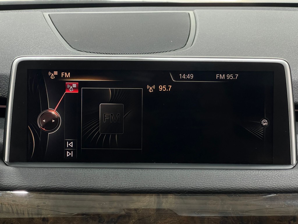 2015 BMW X5 Image 24