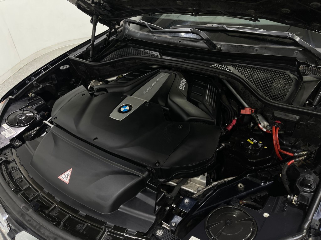 2015 BMW X5 Image 28