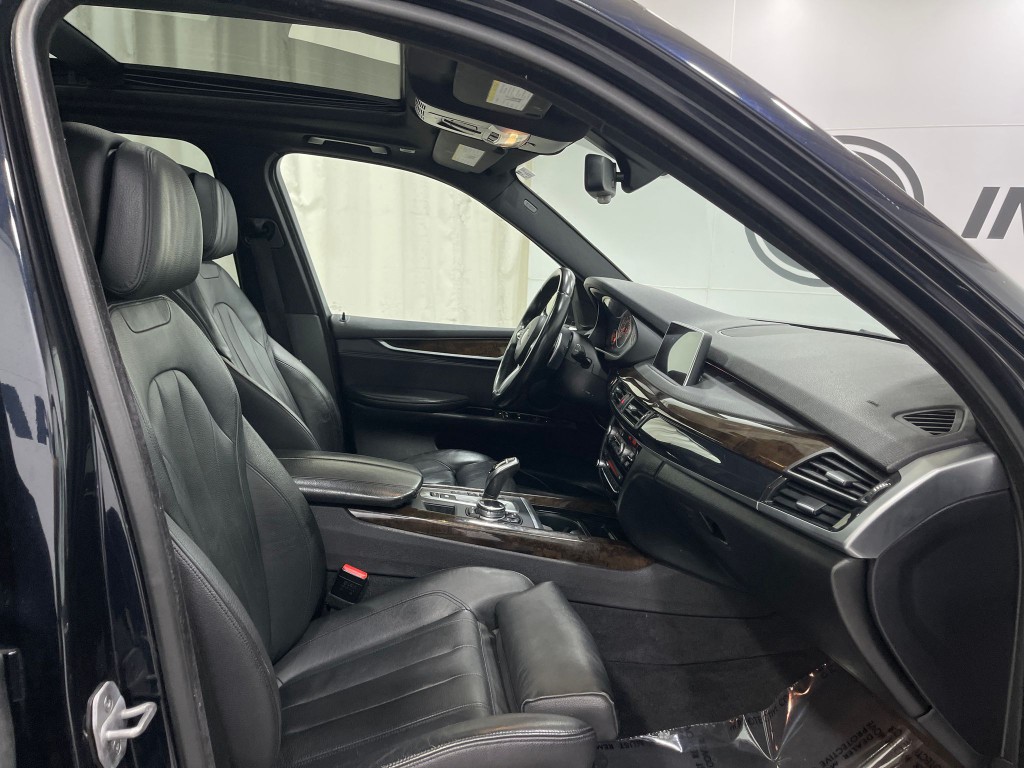 2015 BMW X5 Image 34