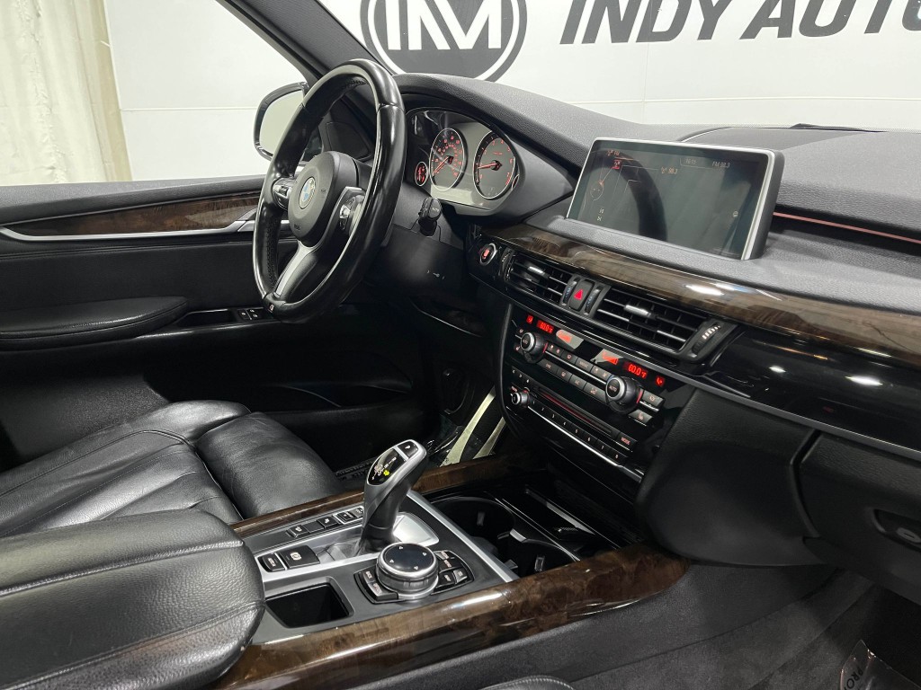 2015 BMW X5 Image 20